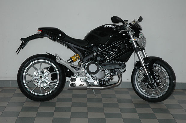 Monster 1100, Impianto di Scarico Serie Ex-Box